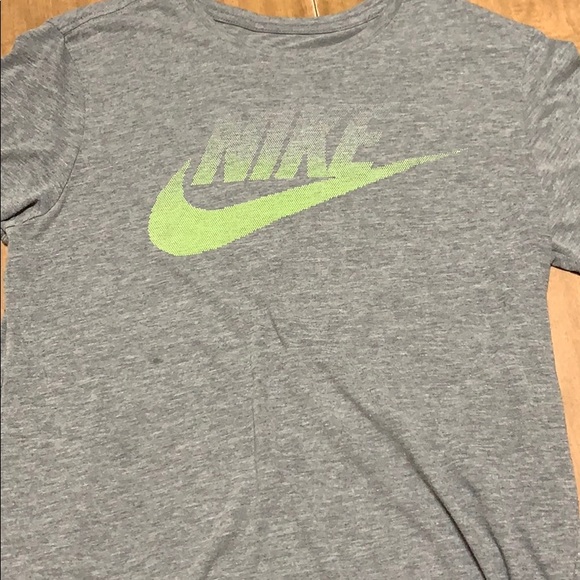 grey and neon green nike shirt